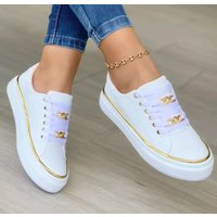 Leather Low Top Casual Shoes Chain Detail Thick Sole Wind Sports Style Front Lace Up Set Feet