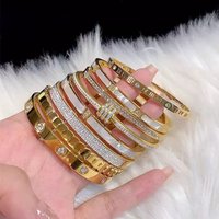 European American Style Bracelet Stainless Steel Four Leaf Clover Starry Sky Design Vacuum Electroplated Diamond Encrusted Slim Waist High End Light Luxury
