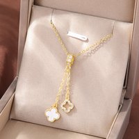 simple and luxurious lucky grass pendant, titanium steel necklace, women’s non fading accessories