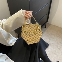 Acrylic handbag for women’s new niche design chain single shoulder crossbody box fashionable portable dinner bag