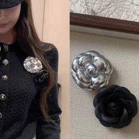2024 New Style Small Fragrance Camellia Brooch For Women High- Exquisite Pin Buckle Design Sense High-grade Blazer