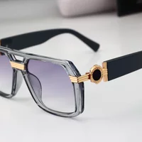 Designer Sunglasses Eyeglasses Outdoor Windproof Eyewear PC Frame Fashion Classic Sun glasses Mirrors