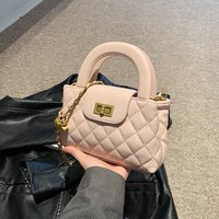 Bags Niche Diamond Chain Bag Spring Summer Fashion Handbag Commuting Shoulder Crossbody Small Bag