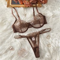 French New Caramel Lace Hollow Underwear Two-piece Set, Thin Breathable And Comfortable Half Cup Bra Underwear Set