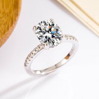 MoissaniteRing #CZEngagementRing #HaloDiamondRing #OvalMoissanite #RhinestoneJewelry #VintageDiamondRing #StackingRings Cross Border Pure S925