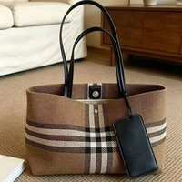High-end Niche Non-repetitive Patterned Underarm For Women, 2026 New Model, Simple Casual Commuter Shoulder Tote Bag