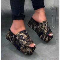 Women's Shoes New Large Size Women's Shoes Camouflage Thick Bottom Platform Heel One Line Casual Sandals For Women