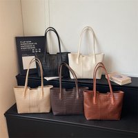 Retro Woven Pattern 2026 Model Large capacity Casual Practical Commuter Solid Fashion Single shoulder