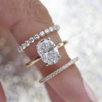 Ouni Fashion Hot Selling Light Luxury Style Versatile Zircon Super Sparkling Diamond Exquisite Three Piece