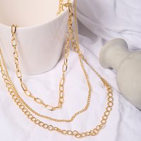 French Baroque temperament three piece set irregular metal necklace ins style necklace female niche design sense light luxury
