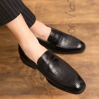 Unbeatable Quality New Oversized Leather British And Korean Casual Pointed Hairstylist Men's Trendy Shoes