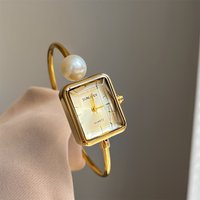 Women's Jewelry Elegant Square Pearl Bracelet Watch With Quartz Movement, Vintage Minimalist Style For Fashionable Exquisite Quartz Watch