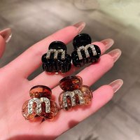 2024 new side forehead high-end headwear, small female bangs clip, half grip hair accessory