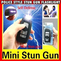 Outdoor Mini Self Defense Stun Gnn Electric Shock Flashlight Stun Women Self-defense Tool Rechargeable And Portable