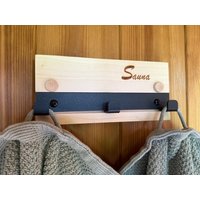 Fjordholz Sauna Garderobenbrett mit Haken (RABATT 51%) Rabatt: 51 % Fjordholz Sauna Garderobenbrett mit Haken (RABATT 51%) Rabatt: 51 %