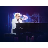 Barry Manilow