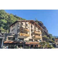 Chiavenna - Crimea Wine Hotel