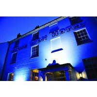 Suffolk - The White Lion Hotel