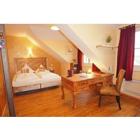 Saarlouis - UNO Hotel Chapeau Noir - Free Parking by ANS