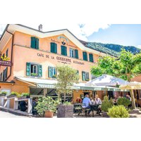 Schweiziska Alperna - Auberge Communale de la Couronne