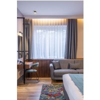 Pristina - Hotel Square by MARGO