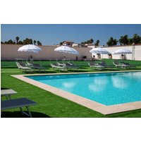 Varcaturo - Bee Queen Hotel