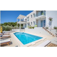 Holiday home - Otok Brac - Bol, Croatia