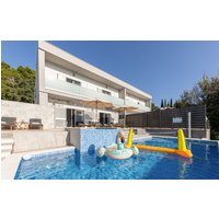 Semi-Detached - Split-Srinjine, Croatia
