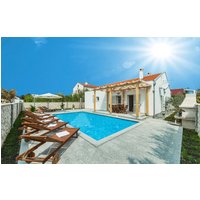 Holiday home - Nin-Sabunike, Croatia