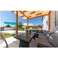 Holiday home - Nin- Zerava, Croatia