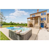 Holiday home - Svetvincenat-Brscici, Croatia