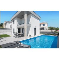 Holiday home - Porec - Musales, Croatia