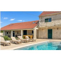 Holiday home - Drnis-Oklaj, Croatia
