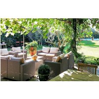 Holiday home - Arles, France