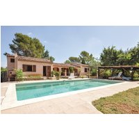 Holiday home - St. Paul en Foret, France