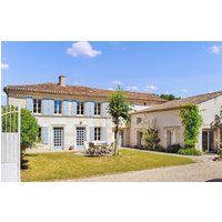 Holiday home - Champmillon, France