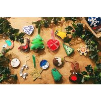 Make Your Own Christmas Decorations for Two at M.Y.O - 76.00 Make Your Own Christmas Decorations for Two at M.Y.O