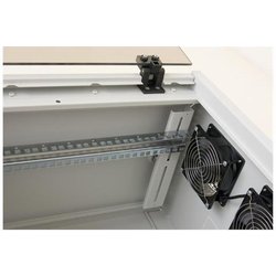 Triton 12HE - Distributore A Parete Bht: 600 X 635 X 595, Ip 30, Pareti Laterali Rimovibili, RAL7035, Colore: Grigio Chiaro Triton 12HE - Distributore A Parete Bht: 600 X 635 X 595, Ip 30, Pareti Laterali Rimovibili, RAL7035, Colore: Grigio Chiaro