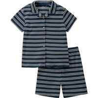 Jungen Shorty im Ringel-Look