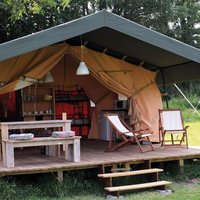 Escapade En Famille De 2 Jours Dans La Nature En Tente Safari Lodge - Smartbox - Coffret Cadeau Séjour