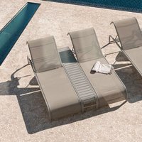 Set De 2 Chaises Longues Inclinables Et Table D'appoint En Acier Marietta Moka Brown