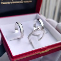 Par de alianças de Prata 4mm Italiana + Anel Madrid