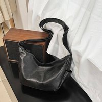 Minimalist Style Large capacity Dumpling Casual Versatile Crossbody Commuter B 2026 Leather Shoulder