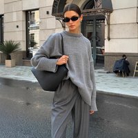 Soft Round Neck Sweater & Breathable Viscose Blend Casual Pullover Streetwear Essential