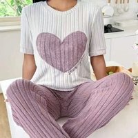 Sleepwears Sweet Love Pajamas Suit Autumn Temperament Round Neck Short Sleeve Trousers Two Piece Comfortable Home Clothes Trend