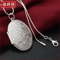 Hot Selling For Women Fashion Simple Silver Plated Pendant Pattern Photo Box Necklace
