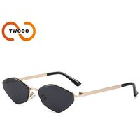 Two Circles Fashion Diamond Metal Frame Sunglasses Simple Beach Sunshade Sunglasses Female T1372