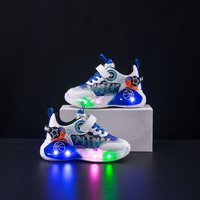 Boys‘ sports shoes new LED lights classmates mesh breathable basketball shoes will light up sports and leisure shoes