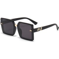 15091 trendy box for women with a high-end feel, personalized UV protection, and fashionable sunglasses