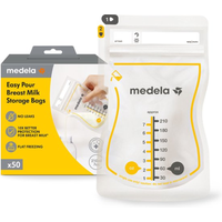Medela Moedermelk Bewaarzakjes - 50 stuks - Lekvrije Borstvoeding Zakjes met Dubbele Zipsluiting en Schenktuit - BPA-vrij en Recyclebaar